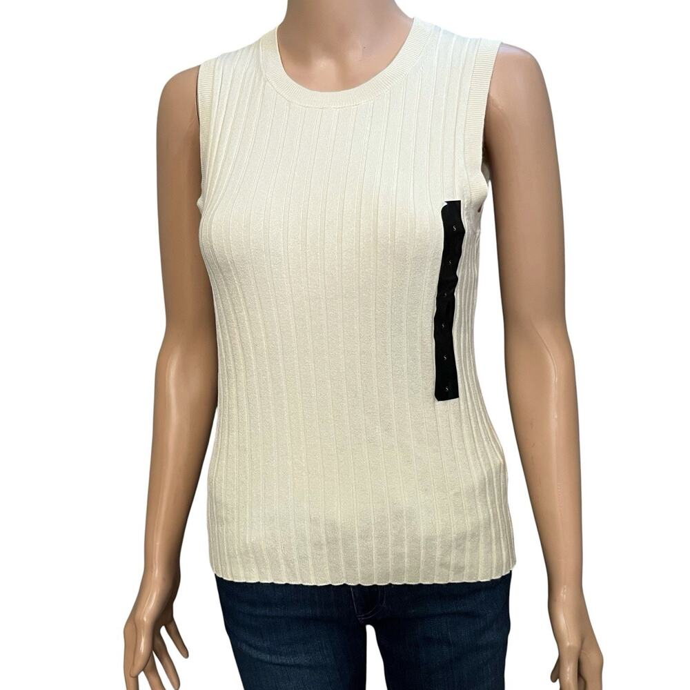 Banana Republic Ribbed Knit Tank Top Small Cream Crew Neck Minimalist Classic